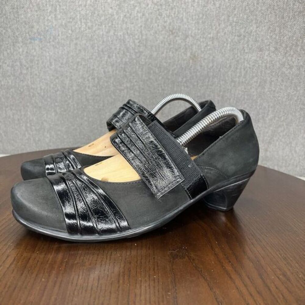 Naot Attitude Pump Heels Women's 39 / 8 Black Suede Mary Jane Comfort Career